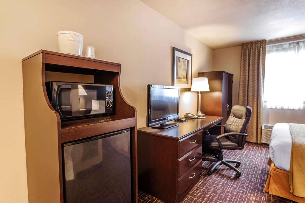 Quality Inn Near Seattle Premium Outlets - photo 16