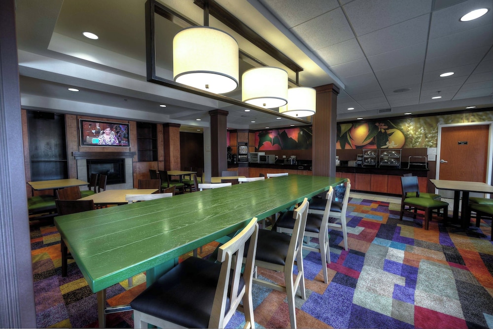 Fairfield Inn & Suites by Marriott Sacramento Airport Natomas - photo 11