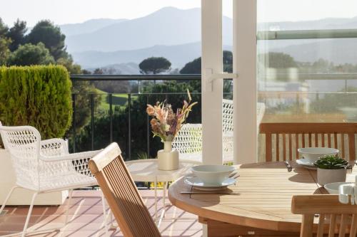Casa Mila Andalusian Apartment with Swimming Pool — 4-Star Luxury Hotel in Alhaurin El Grande, Spain