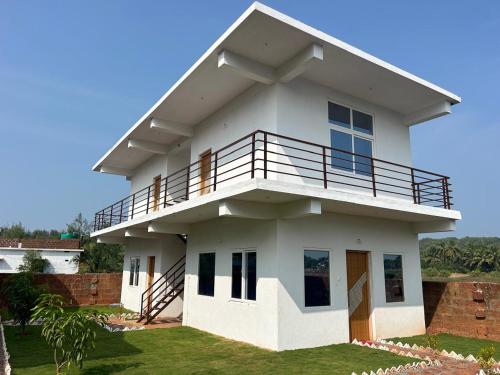 Arnava Stays in Kumta, India