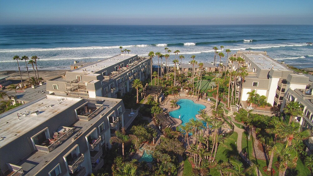 Surfside Life — 4-Star Luxury Hotel in Oceanside, United States
