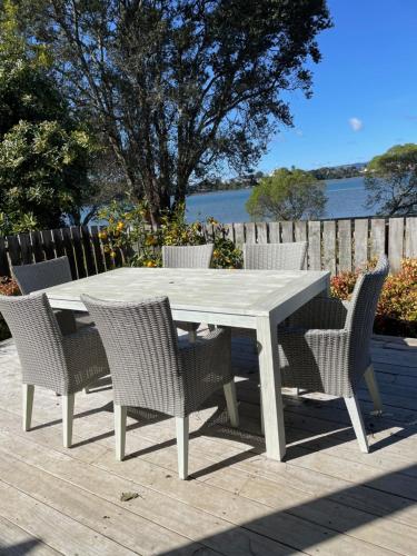 Bach on Daisy — 4-Star Luxury Hotel in Tauranga, New Zealand