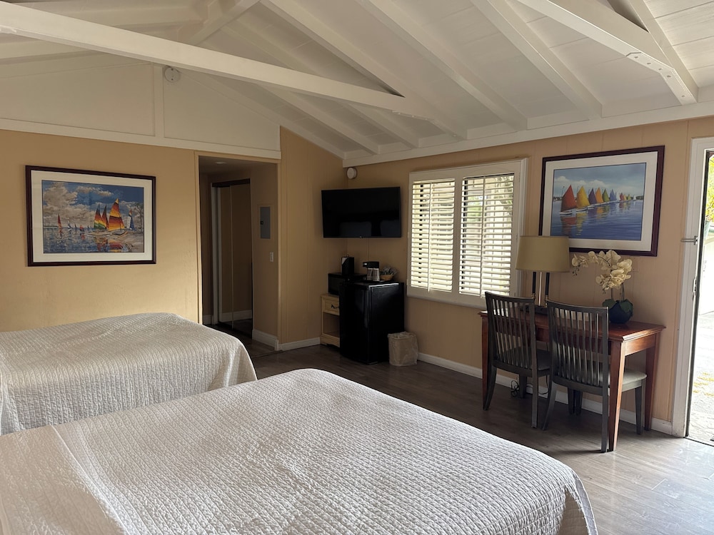 Carmel Resort Inn - photo 47
