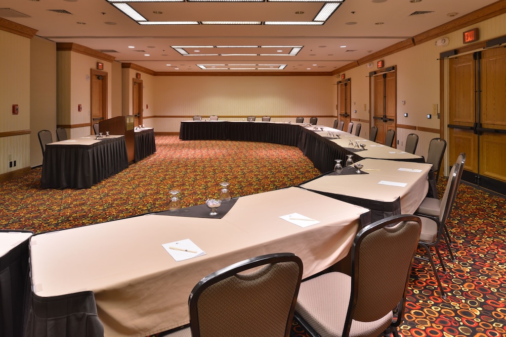 Doubletree Hotel Grand Junction - photo 67