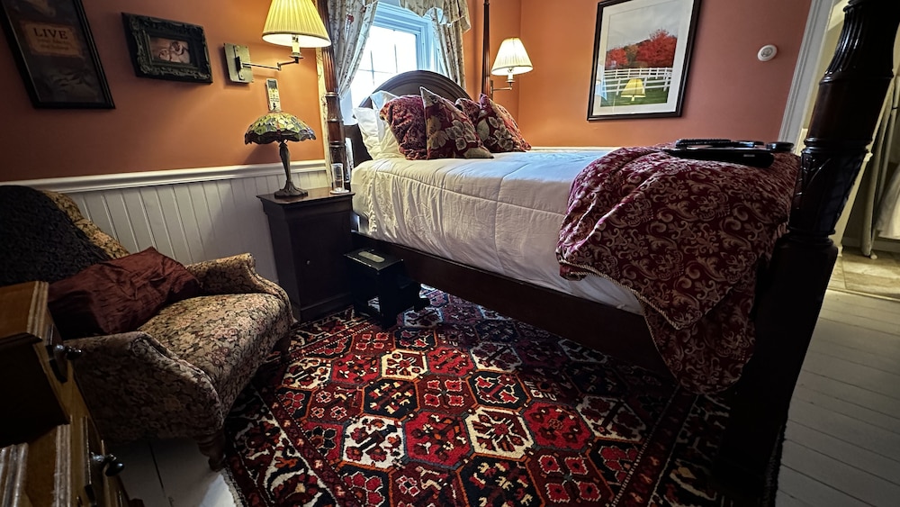 Phineas Swann Inn & Spa - photo 58
