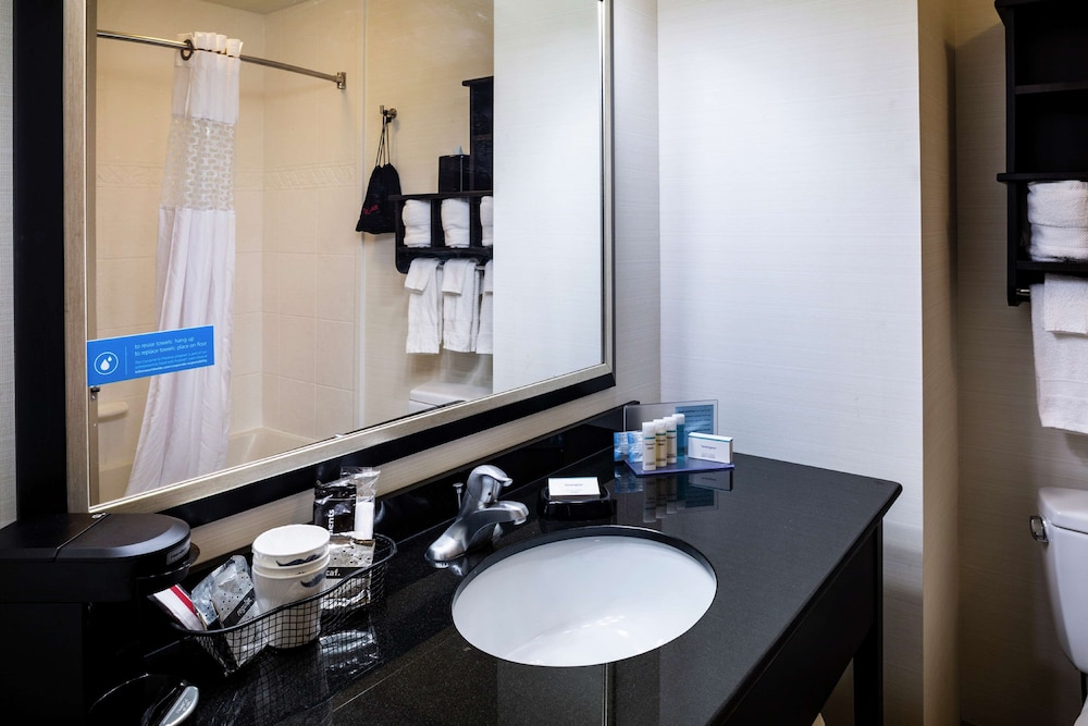 Hampton Inn Limerick Philadelphia Area - photo 37