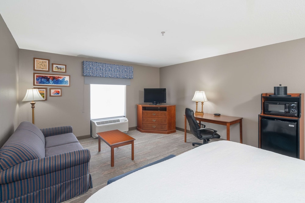 Hampton Inn London North - photo 11
