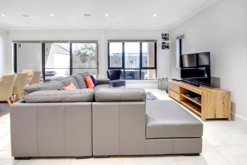 Rye Luxury Retreat — 5-Star Luxury Hotel in Rye, Australia