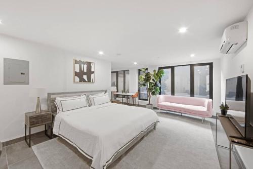 149BK 101 New construction 2BR Private garden W D - photo 2