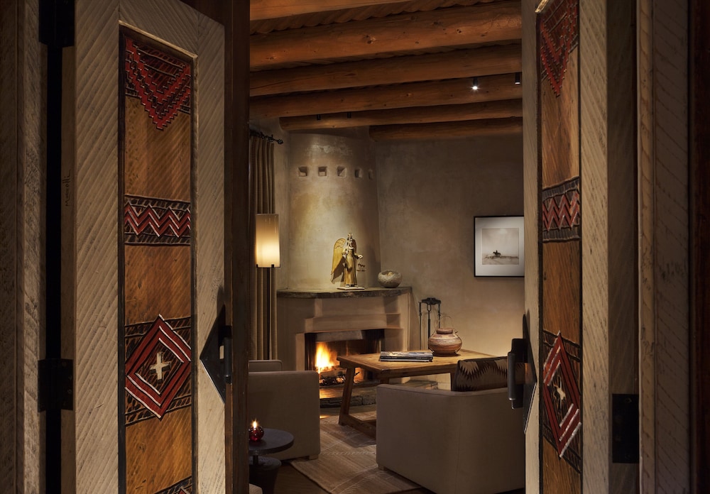 Rosewood Inn of the Anasazi - photo 36