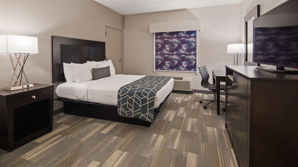 Best Western Plus Wilkes Barre Scranton Airport Hotel - photo 18