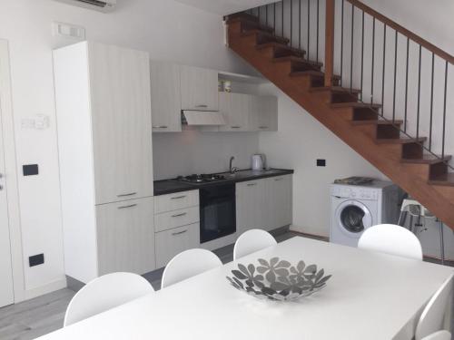 Peschieraview Duplex X7 — 4-Star Luxury Hotel in Peschiera Del Garda, Italy
