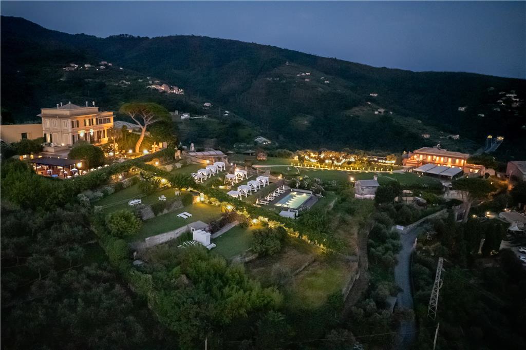 Villa Riviera Resort in Lavagna, Italy