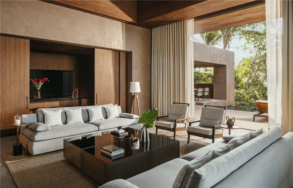 VillaPacifico Livingroom