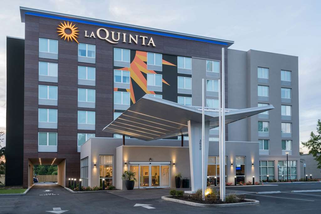 La Quinta Inn & Suites by Wyndham Mobile - photo 8