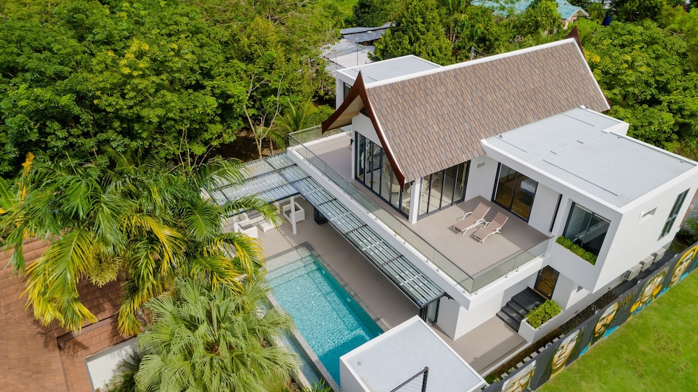 Picasso Villa Phuket Paloma — 4-Star Luxury Hotel in Phuket, Thailand