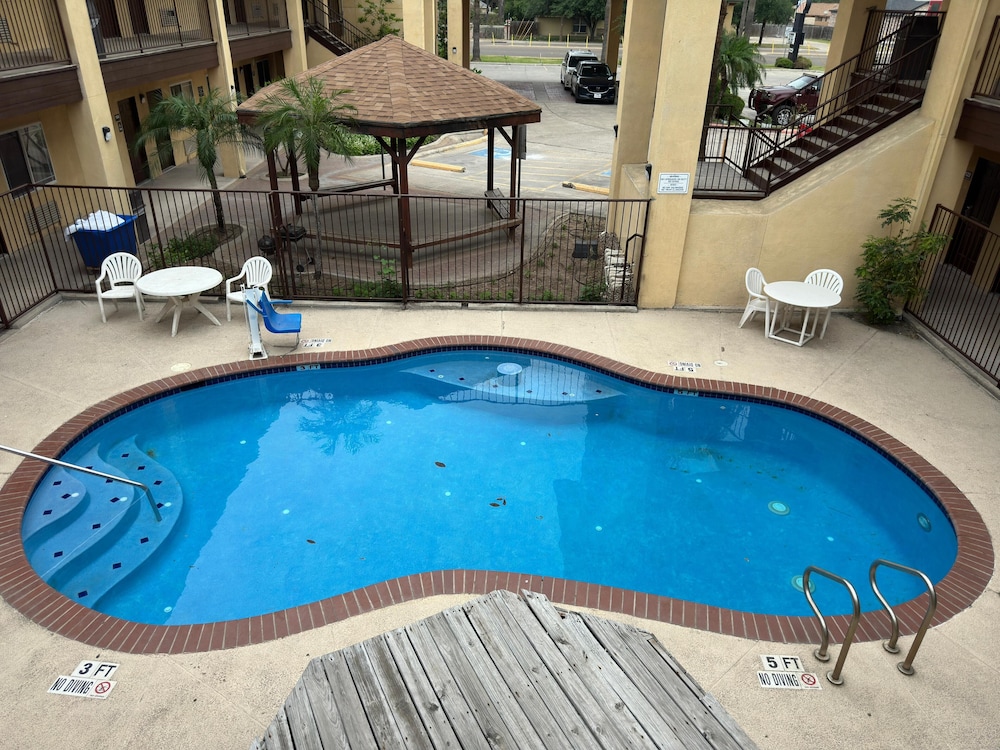 Texas Inn and Suites RGV - photo 44