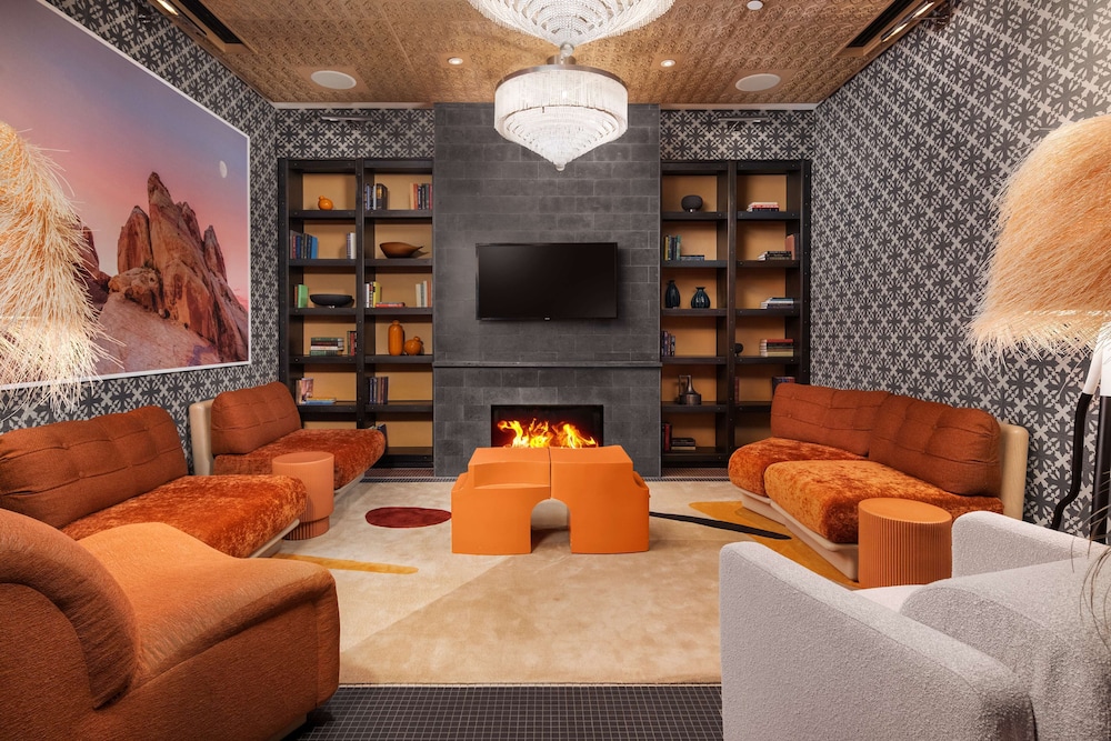 Virgin Hotel Las Vegas Curio Collection by Hilton - photo 81