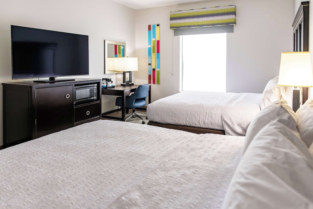 Hampton Inn & Suites Effingham - photo 30