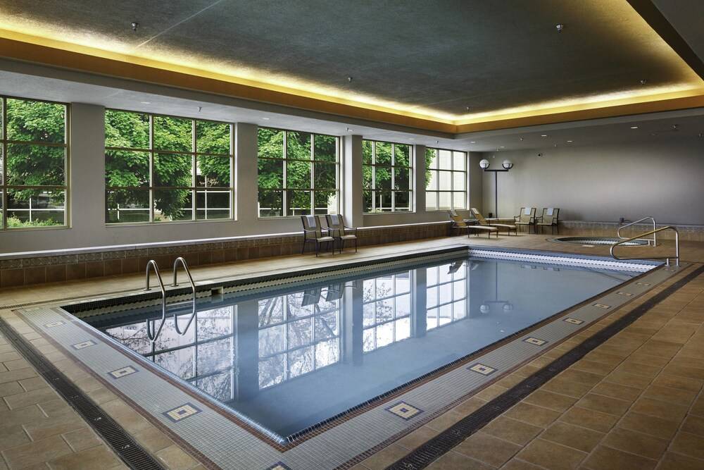 Sheraton Sioux Falls Hotel & Convention Center - photo 22