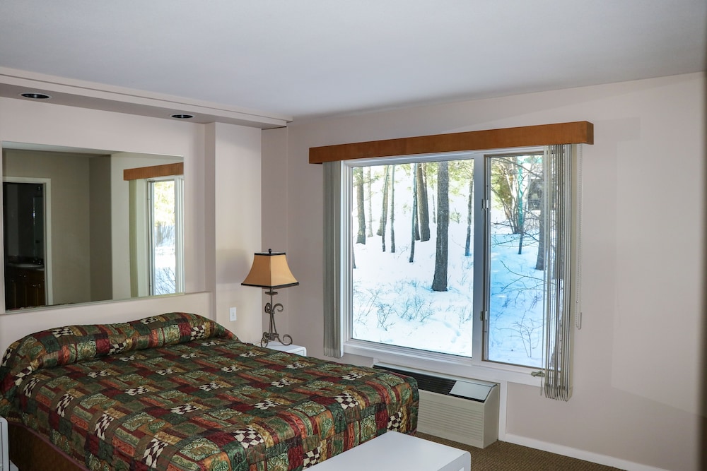Meadow Lake Resort & Condos - photo 32