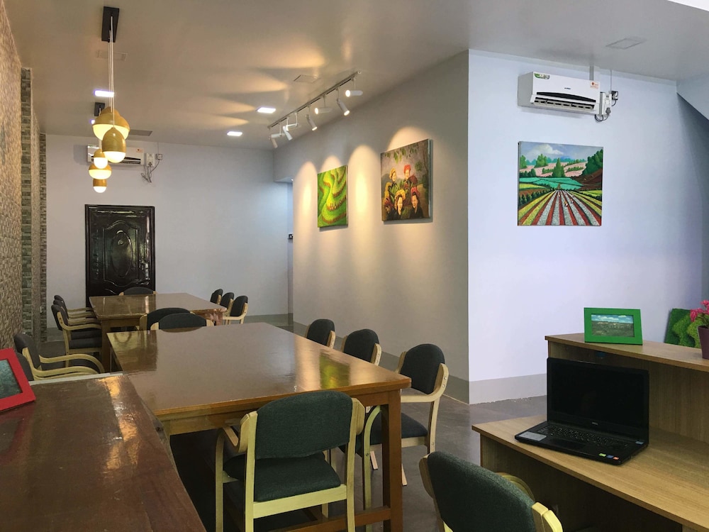 Check In @ Downtown Yangon — Yangon — photo 2