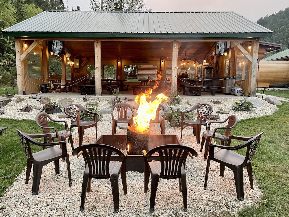 Whitetail Creek Camping Resort in Lead, United States