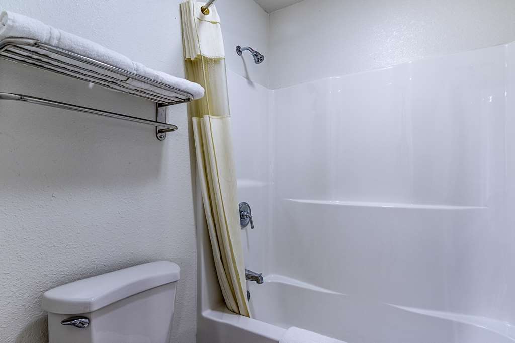 Motel 6 Urbana IL - photo 15