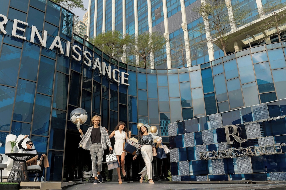Renaissance Bangkok Ratchaprasong Hotel SHA Extra Plus