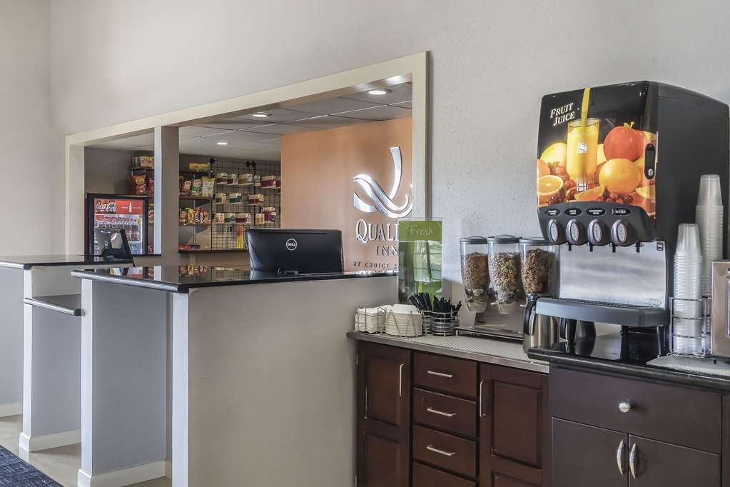 Quality Inn & Suites Stuttgart North - photo 8