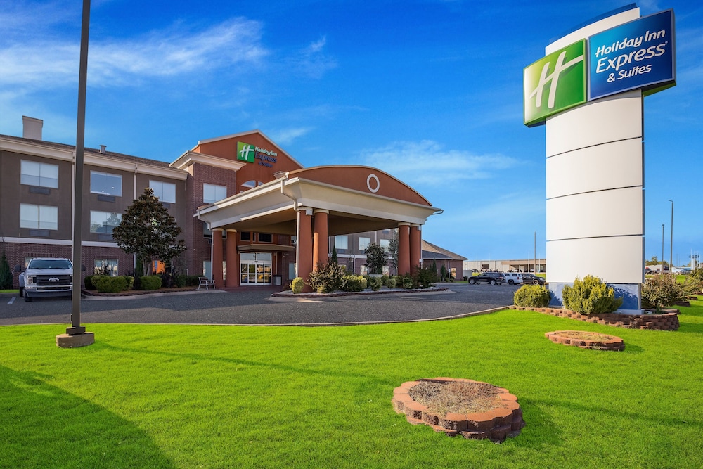 Holiday Inn Express Hotel & Suites Okmulgee by IHG - featured photo