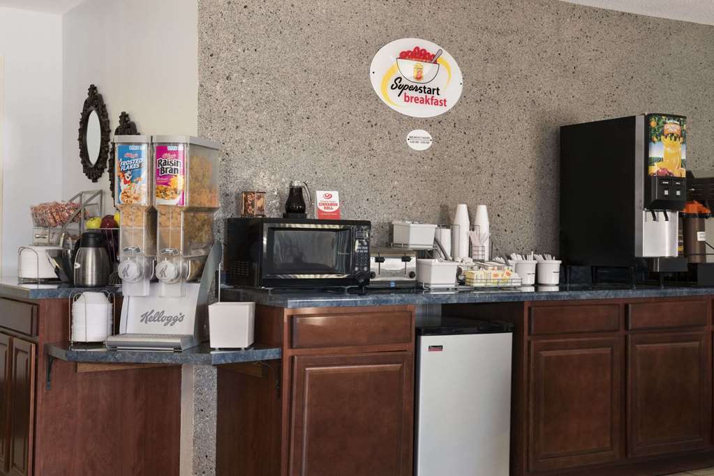 Super 8 by Wyndham Danville - photo 33