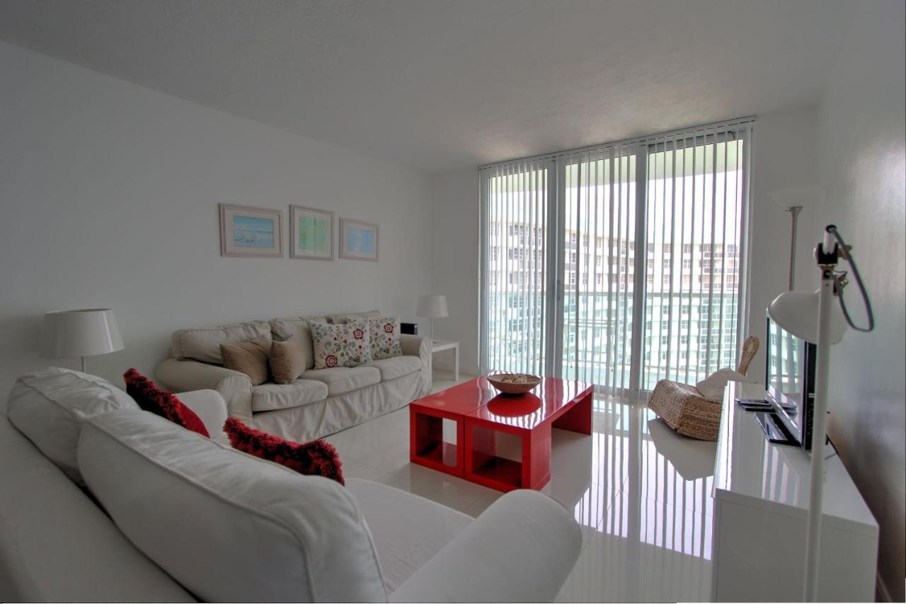 Excellent Hollywood 2BD Condo 0012 21mar — 4-Star Luxury Hotel in Hollywood, United States