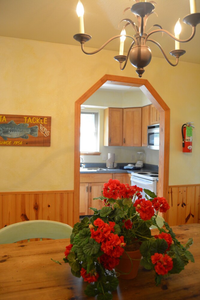 Mountain Harbor Resort and Spa - photo 30