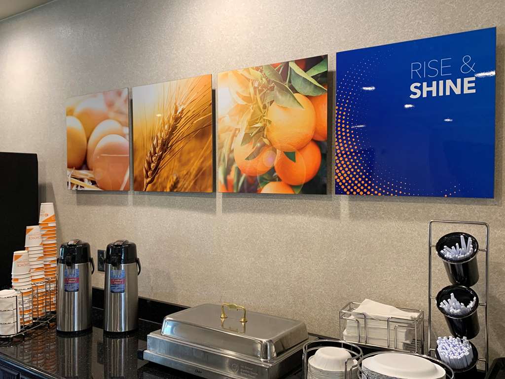 Comfort Inn Saint Paul East - photo 19