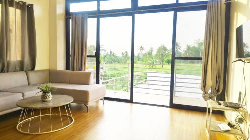 Rice Field View Apartment — Ormoc — photo 2