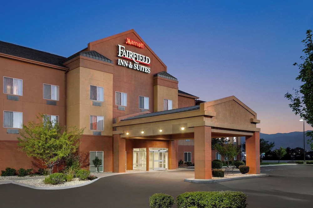 Fairfield Inn & Suites by Marriott Reno Sparks - photo 3