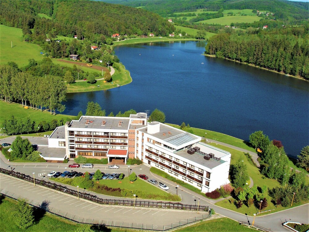 Hotel Adamantino — hotel in Pozlovice