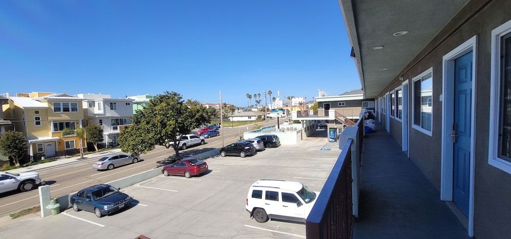 Pismo Beachwalker Inn & Suites - photo 82
