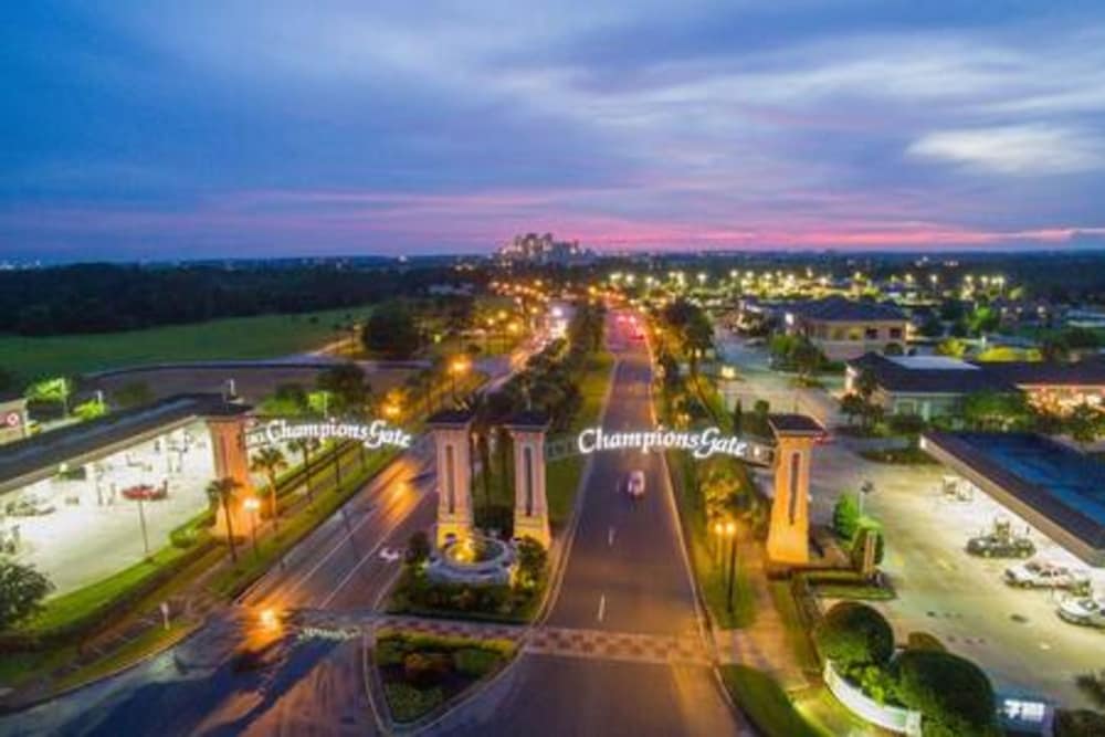 CG 1407 Rolling Fairway Rolling Skies Poolside Cinema Spa Near Disney - photo 71