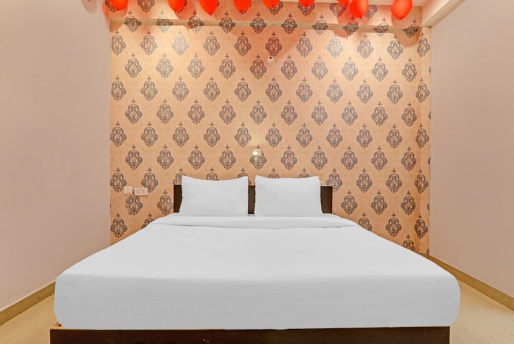 Goroomgo Aditya Grand Lucknow — Lucknow — photo 3