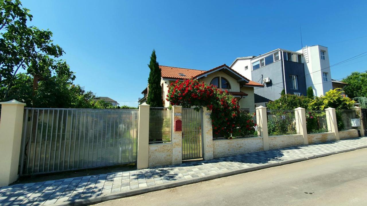 Vila Granada — 4-Star Luxury Hotel in Eforie Nord, Romania