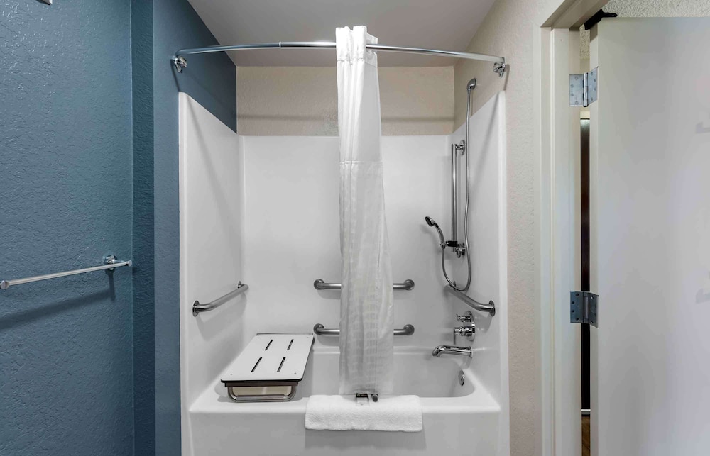 Extended Stay America Suites Tampa Casino Area - photo 15