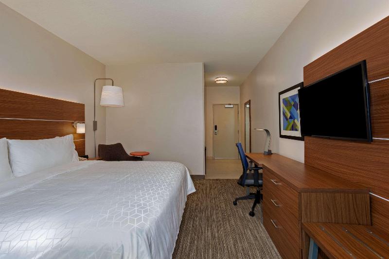Sleep Inn & Suites Tempe ASU Campus - photo 30