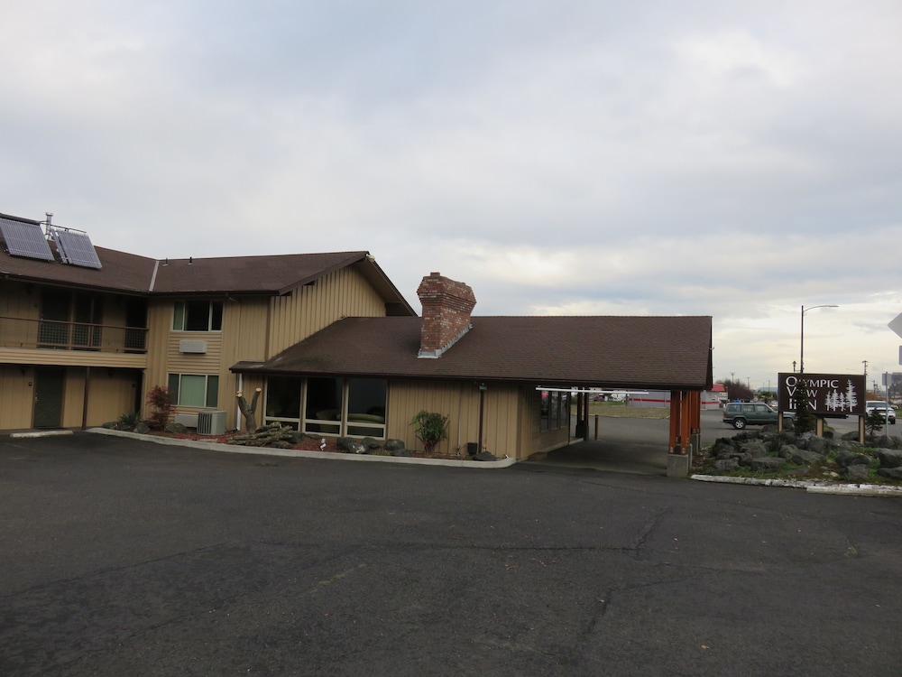 Olympic View Inn - photo 50
