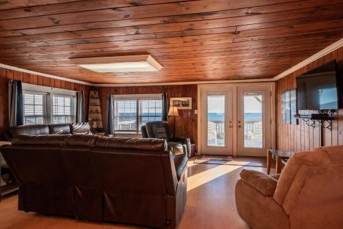 Heather Leigh by Oak Island Accommodations - photo 42