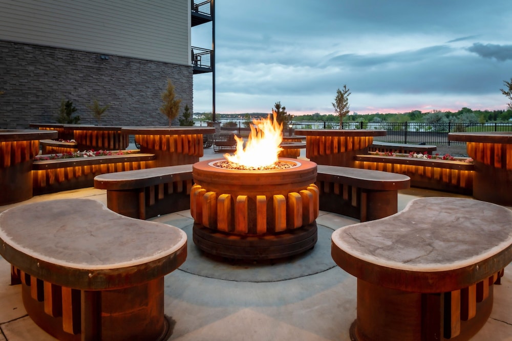 SpringHill Suites by Marriott Great Falls - photo 20