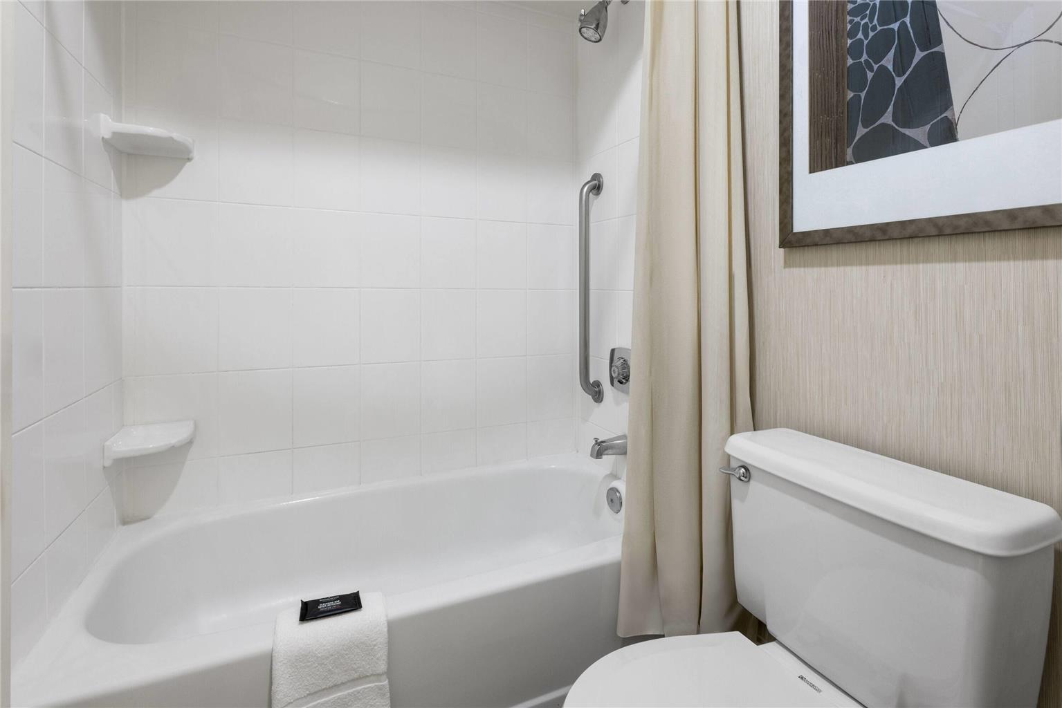 Hawthorn Suites by Wyndham Vienna Tysons Corner - photo 39