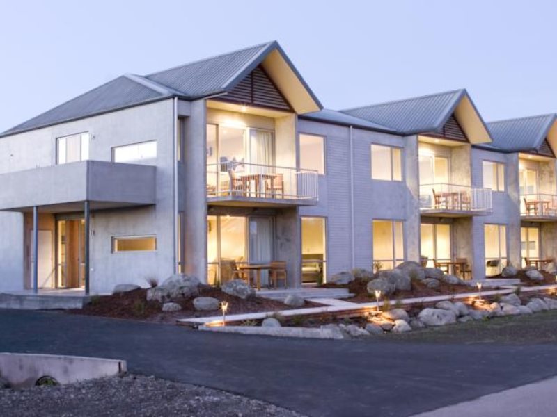 Central Luxury Apartments — 4-Star Luxury Hotel in Methven, New Zealand