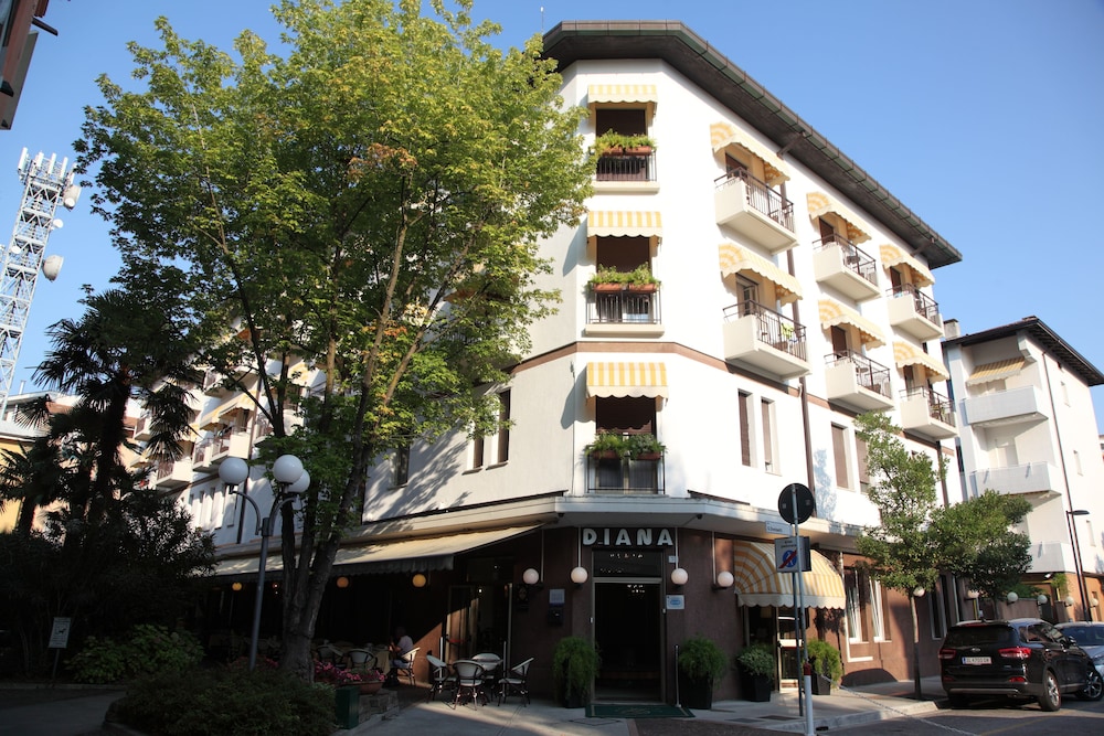 Hotel Diana — hotel in Grado